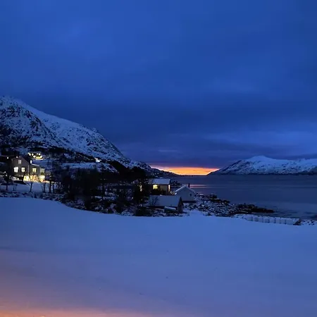 Up-scale In Picturesque Surroundings *