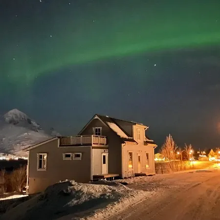 Up-scale In Picturesque Surroundings شقة Gravdal (Vestvagoy)