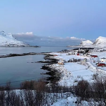 Up-scale In Picturesque Surroundings Gravdal (Vestvagoy)
