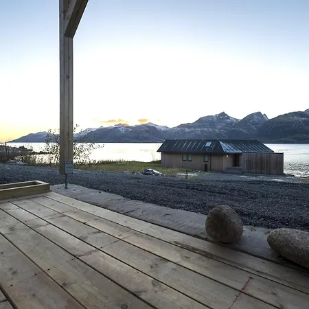 Up-scale In Picturesque Surroundings Apartment Gravdal (Vestvagoy)