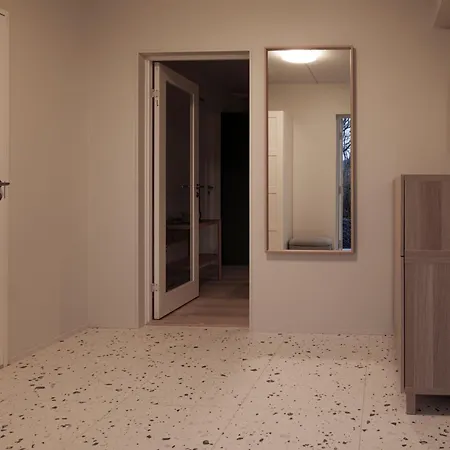 شقة Up-scale In Picturesque Surroundings *