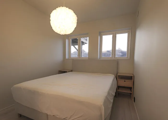 Up-scale In Picturesque Surroundings * Gravdal (Vestvagoy)