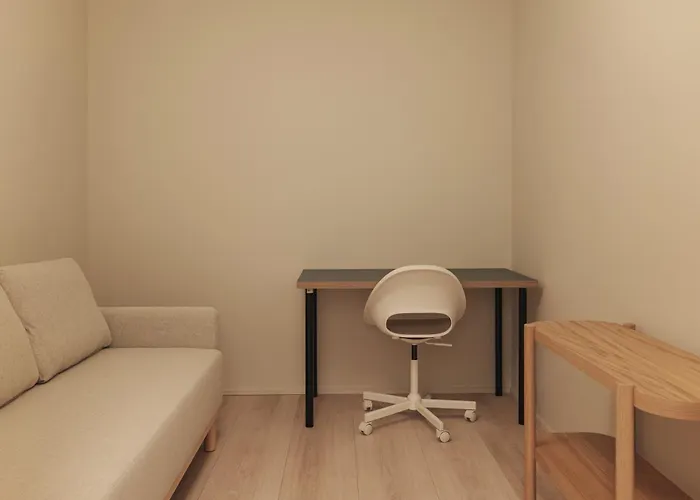 Up-scale In Picturesque Surroundings Apartment *